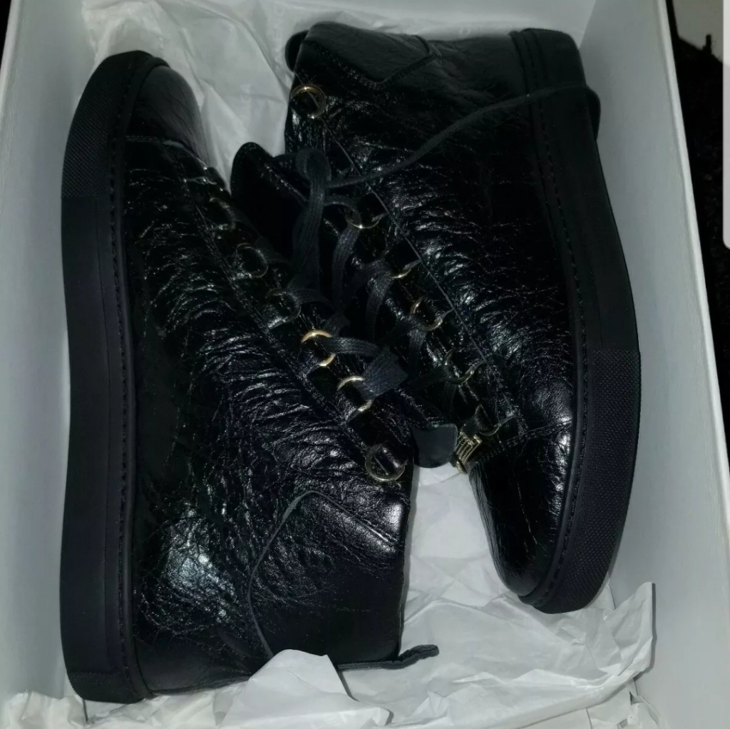 Balenciaga Arena Size 7 Mens